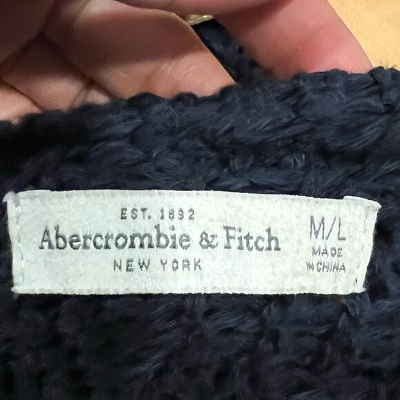 Abercrombie knit crochet sweater - Picture 3 of 3